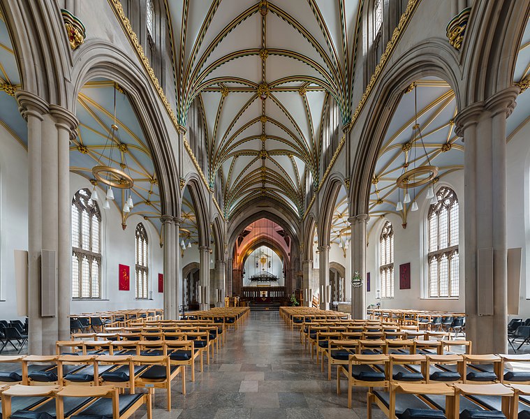 File:Blackburn Cathedral Nave 1, Blackburn, Lancashire, UK - Diliff.jpg