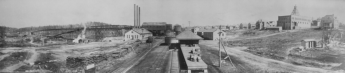 Boswell Pennsylvania Coal Mine Panoramic.jpg