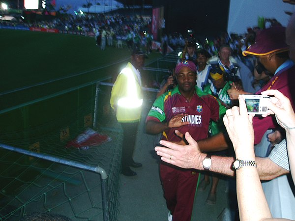 Lara during his lap of honour in his final international match, 2007 Cricket World Cup