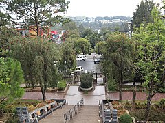 Burnham Park from city hall stairs