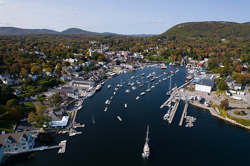 File:Camden Maine October 2021 001.jpg