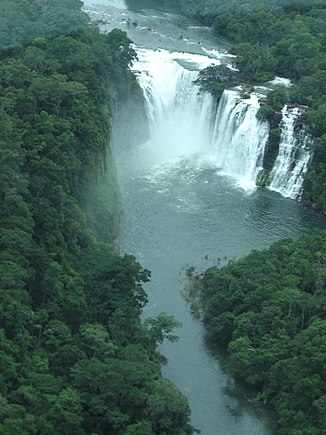 Catarata Ahlfeld, Blick etwa von Westen