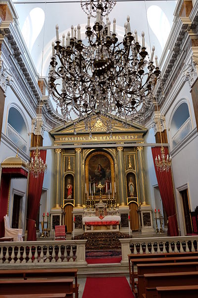 File:Cathédrale arménienne catholique (interieur).JPG