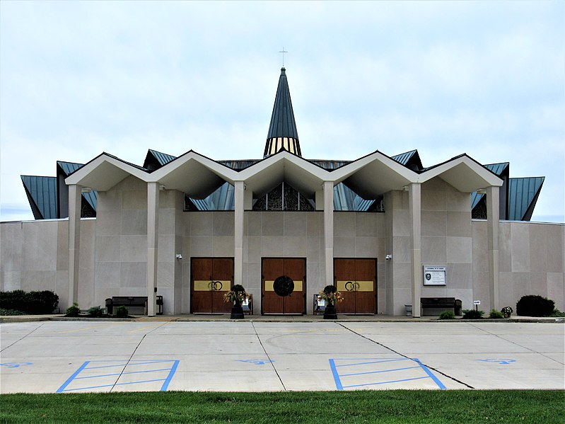 File:Cathedral of St. Joseph - Jefferson City, Missouri 01.jpg