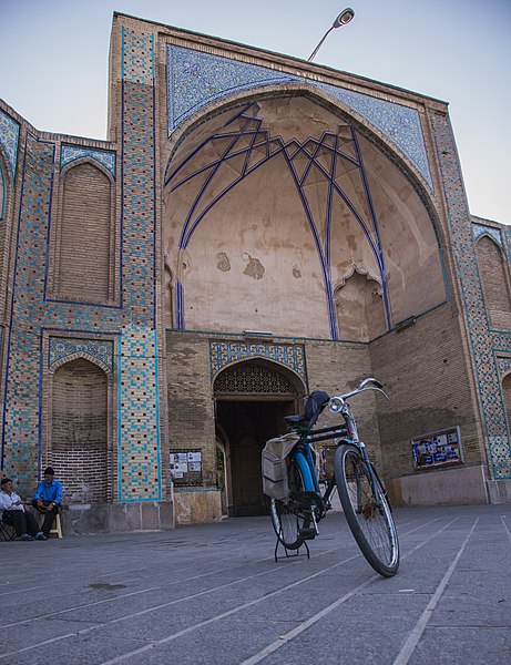 File:Central Mosque-Ghazvin (1).jpg