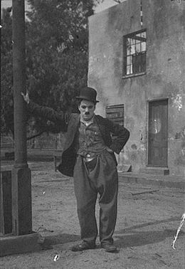 260px-Chaplin_1917_Zoller.jpg