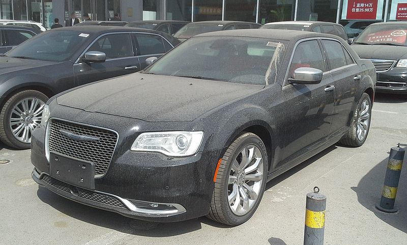 File:Chrysler 300C II facelift 2 China 2016-04-10.jpg