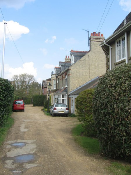 File:Clare Road - geograph.org.uk - 783106.jpg