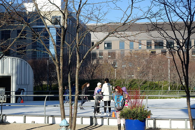 File:Community Ice Skating at Kendall Square - Cambridge, MA - DSC05545.JPG