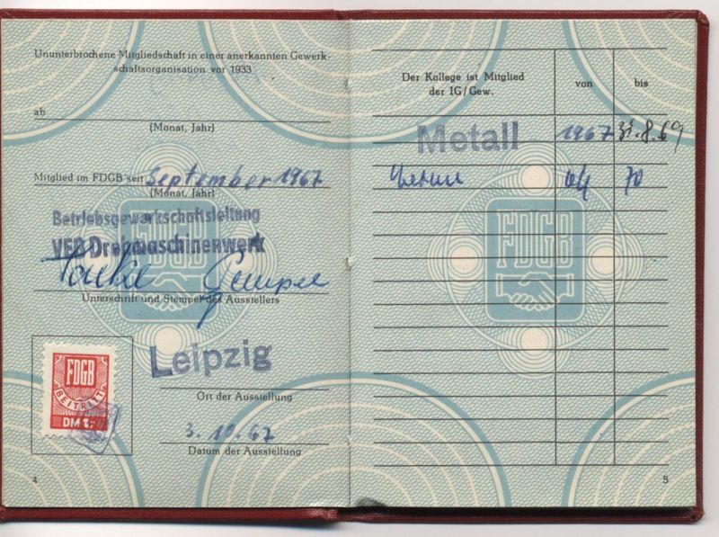 File:DDR FDGB Mitgliedsbuch1.jpg