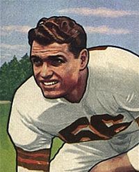 Cleveland Browns receiver Dante Lavelli on a 1950 football card