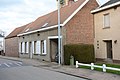 image=http://commons.wikimedia.org/wiki/File:Dorpswoning_Kasteelstraat_18,_Mollem.jpg