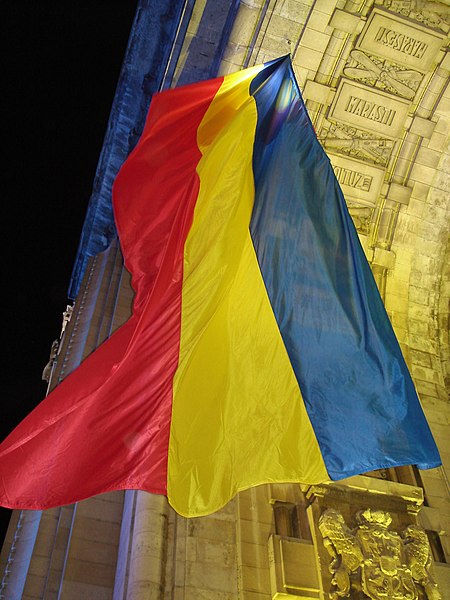 Flag hoisted on the Triumphal Arch, Bucharest