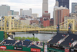 EM ROBERTO CLEMENTE BRIDGE (2441699323).jpg