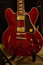 Vignette pour Gibson ES-335