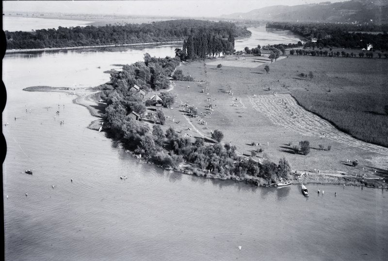 File:ETH-BIB-Altenrhein, Strandbad aus 50 m-Inlandflüge-LBS MH01-005914.tif