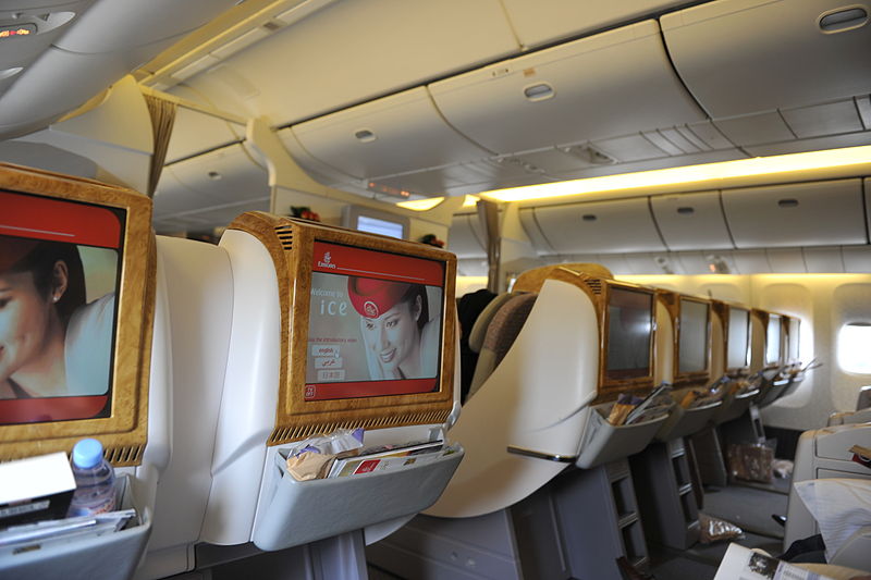 File:Emirates Boeing 777 Business cabin.jpg