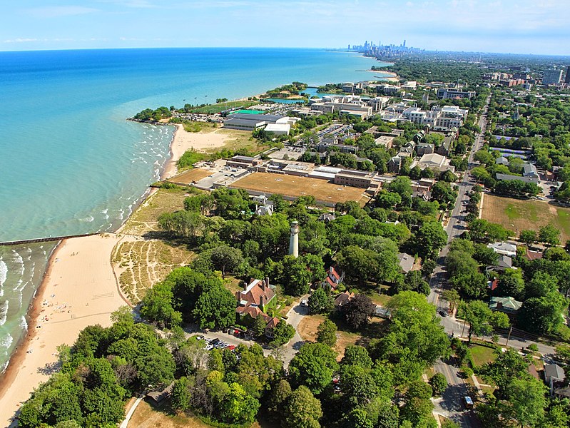 Ficheiro:Evanston, IL Aerial View.jpg