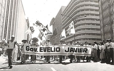 הפגנה בפברואר 1986, ימים לאחר ההתנקשות ב-Evelio Javier, דבר שגרם להצתת את תחילת המחאה