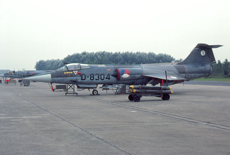 File:F-104 (6196515340).jpg