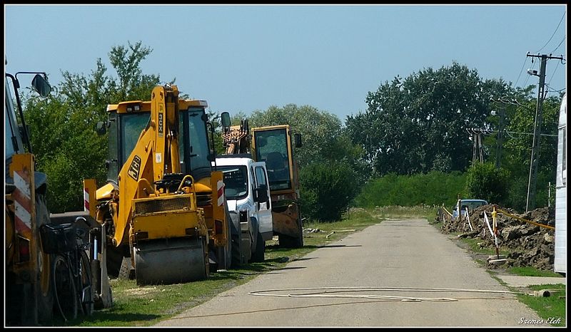 File:Fehérgyarmat, Hungary - panoramio (42).jpg