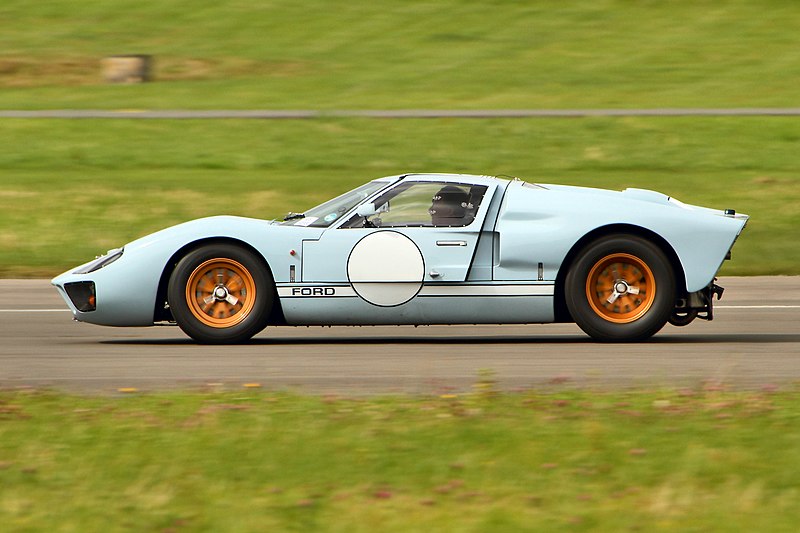 File:Ford GT40 - Dunsfold Wings and Wheels 2014 (14883541449).jpg