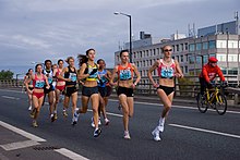 Paula Radcliffe and Kara Goucher heading the pack in the 2007 race GNR07 Ladies.jpg