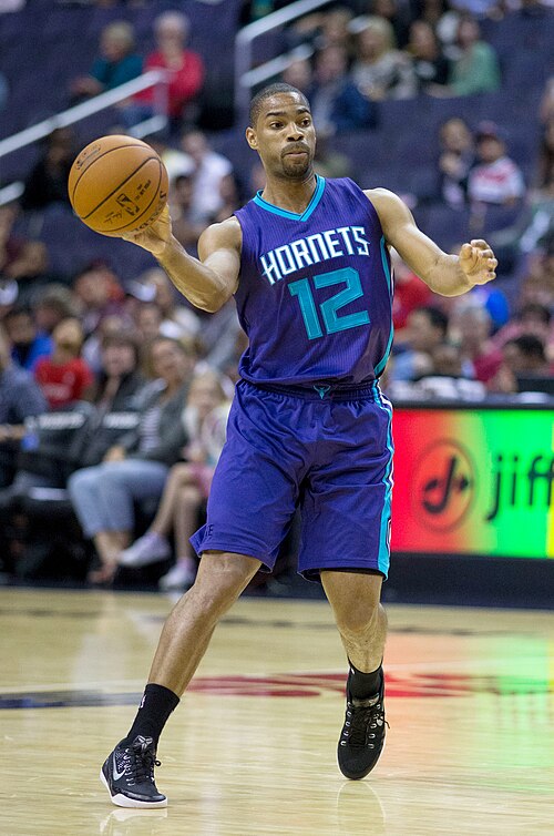 Neal with the Charlotte Hornets in 2014