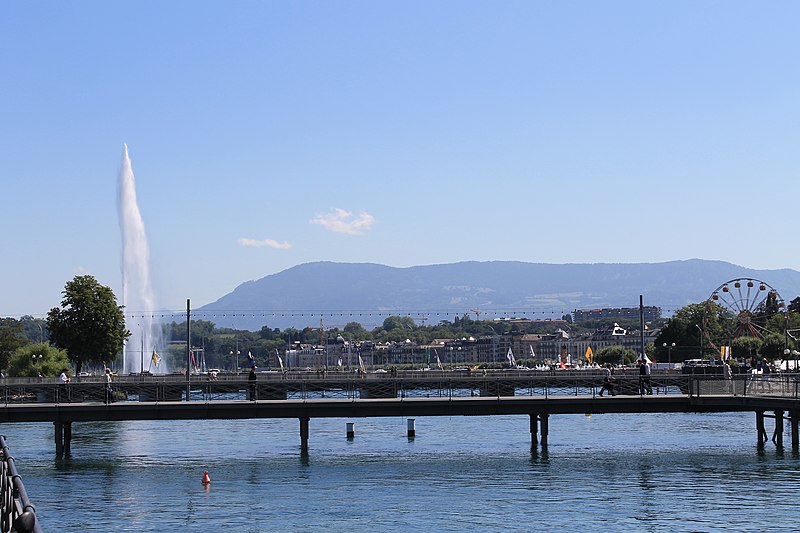 File:Genève, Suisse - panoramio (17).jpg