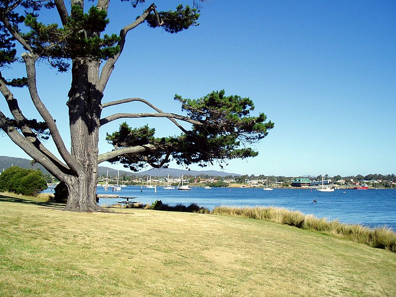 File:George Town, Tasmania - panoramio.jpg