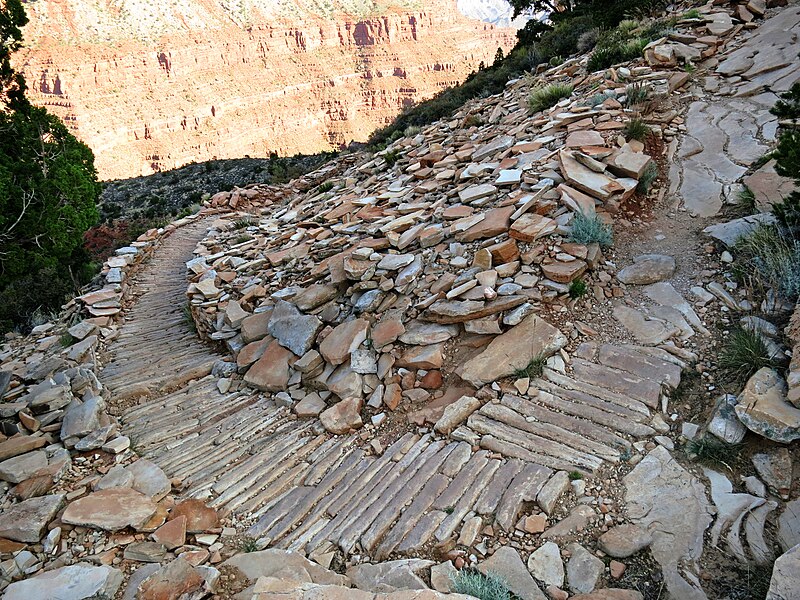 File:Grand Canyon National Park Hermit Trail Cobblestone Paving 3747 (7457850666).jpg