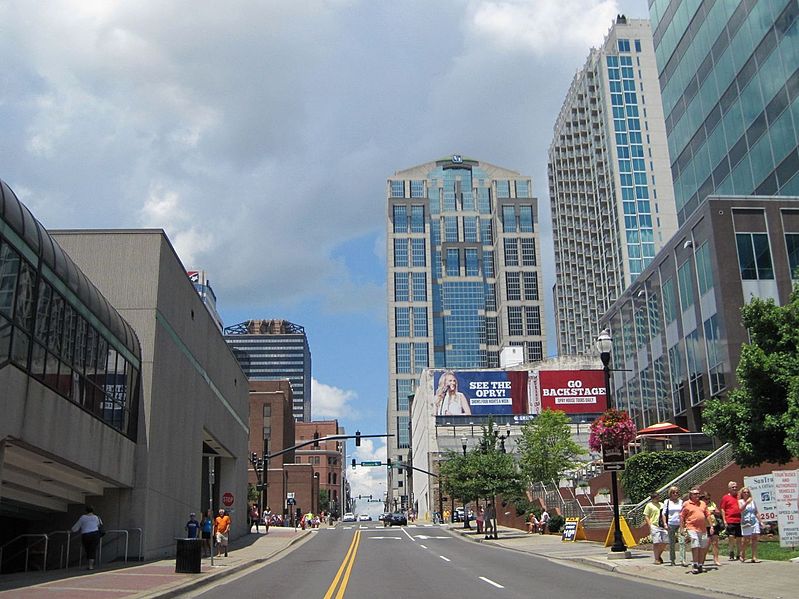 File:High-rises Downtown Nashville TN 2013-07-20 005.jpg