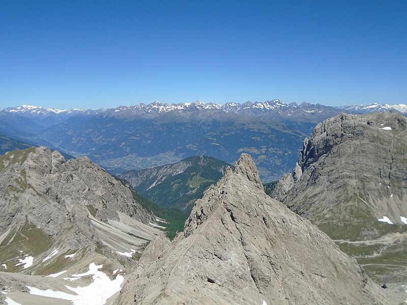 File:High Tauern from Lienz Dolomites.jpg