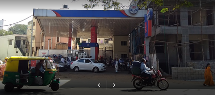 Hindustan Petroleum petrol bunk at Basaveshwaranagar, Bangalore