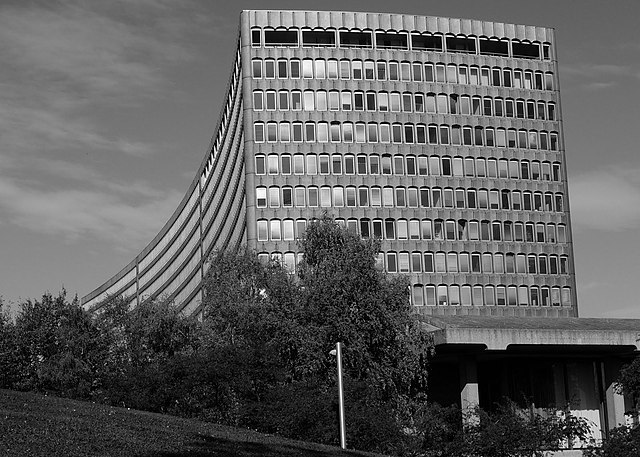 Large building, with multiple levels