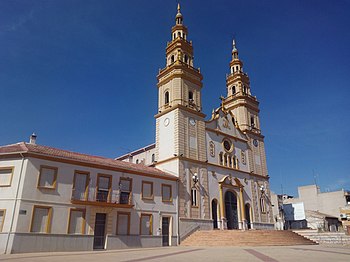 Iglesia Nuestra Señora de la Asunción en el barrio de Campoamor de Alcantarilla (Murcia) .jpg