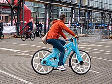 Bicycle made from recycles plastics by Igus Igus, Cyclingworld Europe 2024, Meerbusch (P1170840).jpg