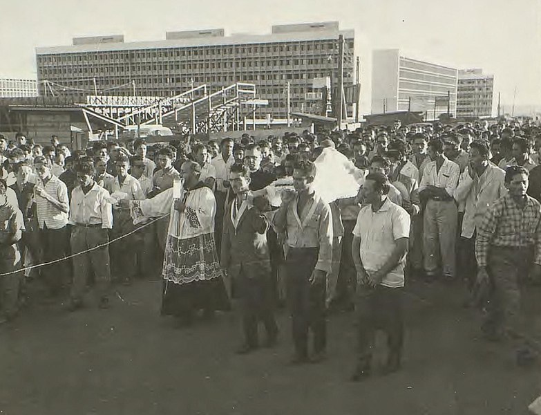 File:Inauguração de Brasília - BR RJANRIO PH 0 FOT 00749 0085, Acervo do Arquivo Nacional.jpg