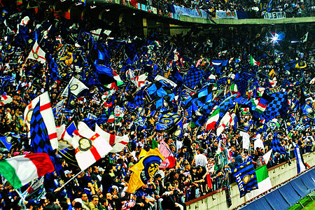 Tập_tin:Inter_fans_2008(3).jpg