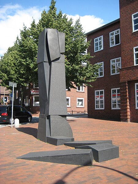 File:Itzehoe Dithmarscher Platz IMG 3689.jpg