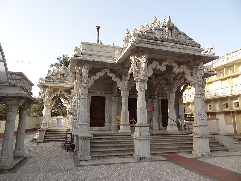 File:Jain Temple, Daman (2012).jpg