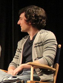 Josh Brener ĉe ŜSW 2016.jpg