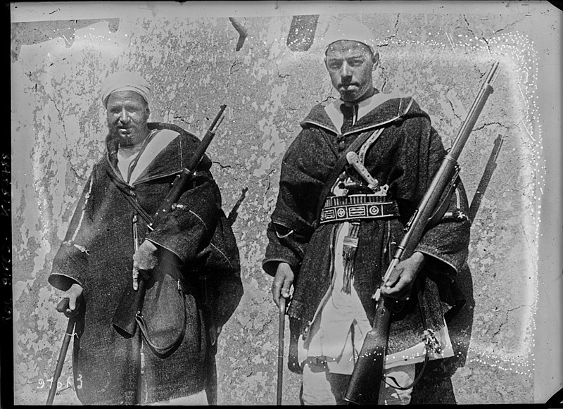 File:Kaid Sarkash (Riffian leader) 1924.jpg