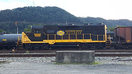 Kanawha River Railroad locomotive no. 3902 near Dickinson, West Virginia in August 2016. Kanawha River Railroad near Dickinson, WV, August 2016 (7).jpg