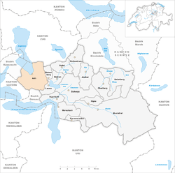 Arth sijaitsee Zuginjärven eteläpäässä.