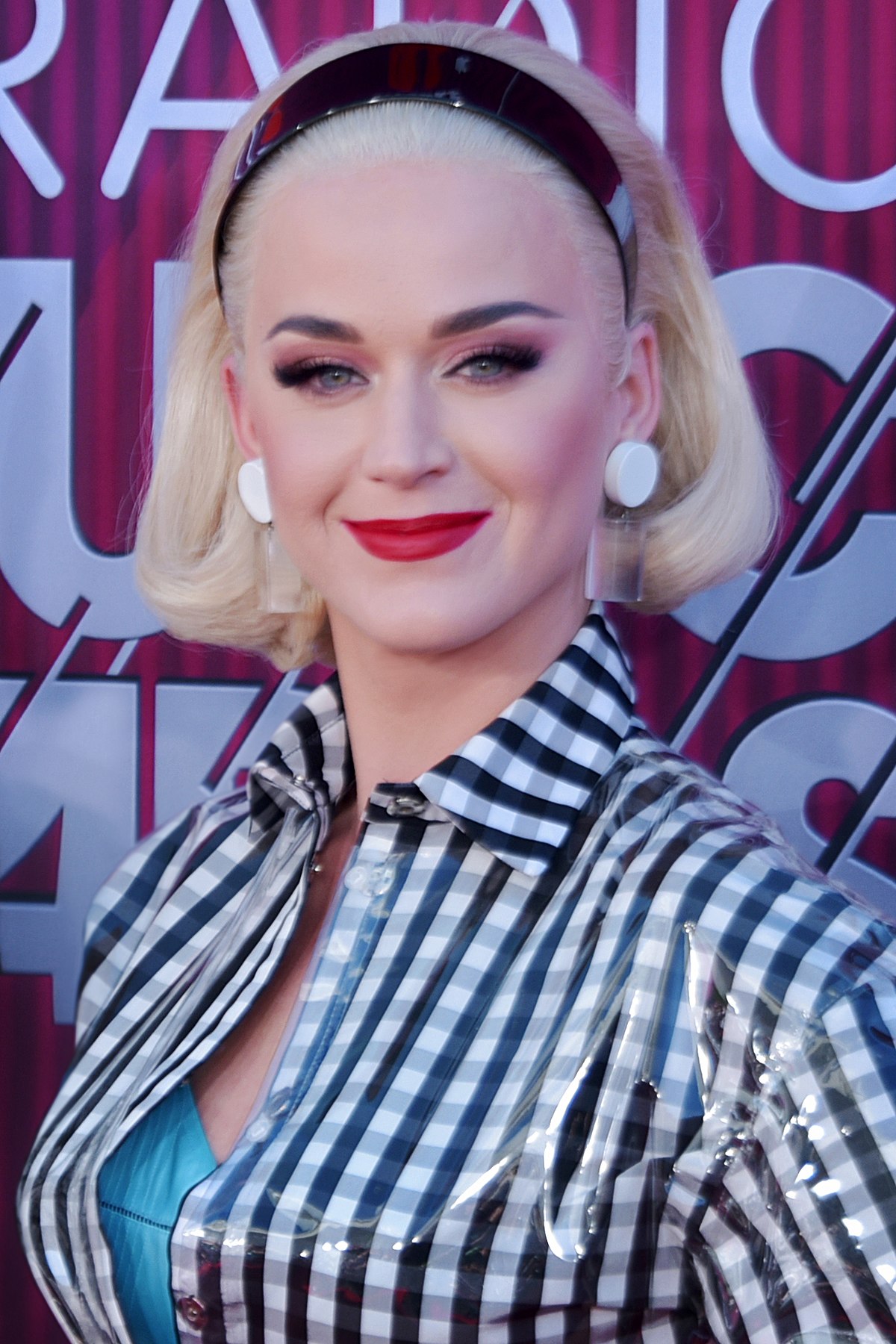 42+ Zooey Deschanel Vs Katy Perry Quiz