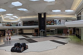 <span class="mw-page-title-main">Lakeforest Mall</span> Shopping mall in Maryland, U.S.