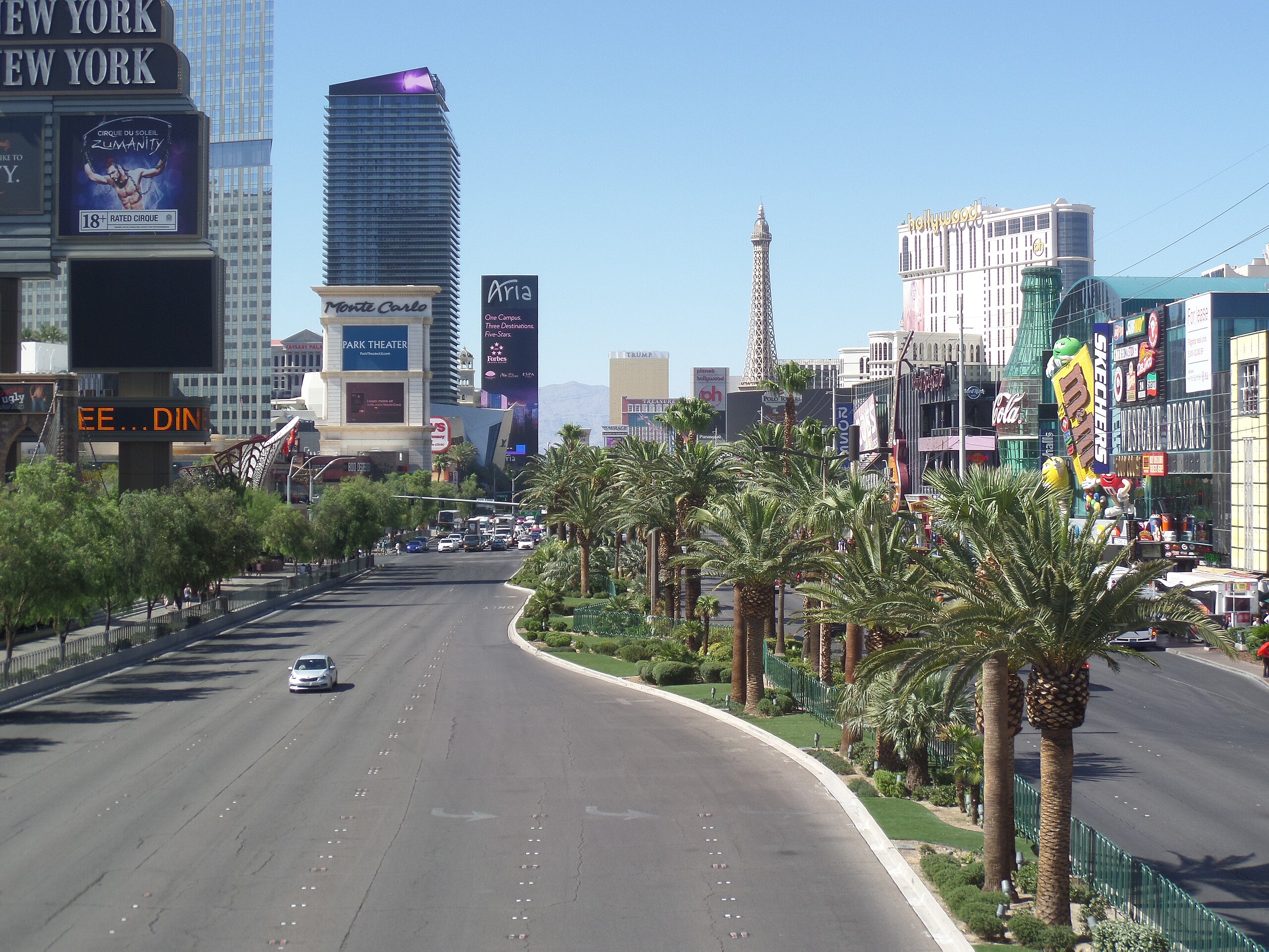 File:New York New York hotel interior, Las Vegas.jpg - Wikimedia Commons