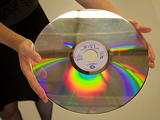 <span class="mw-page-title-main">LaserDisc</span> Optical analog video disc format