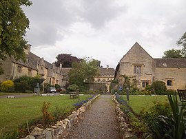 Leckhampton Pengadilan Geograph-2534895-by-Michael-Dibb.jpg